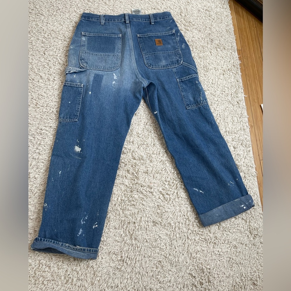 Carhartt mens W32 L30 jeans. *PAINT STAINS*